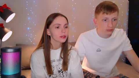 Snapshot of dyrinda chatting on 02-11-25, 12:06 Julia and Dima online show from 02-11-25, 12:06