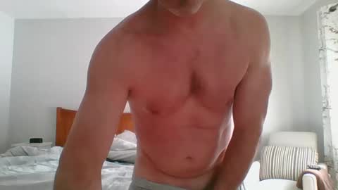 Snapshot of e3smith chatting on 01-26-25, 03:36 e3smith online show from 01-26-25, 03:36