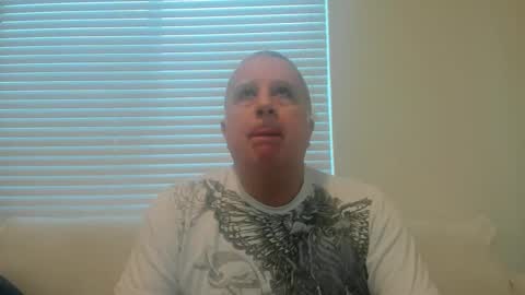 Snapshot of e_rectiom chatting on 01-08-26, 12:13 Mr Wonderful online show from 01-08-26, 12:13