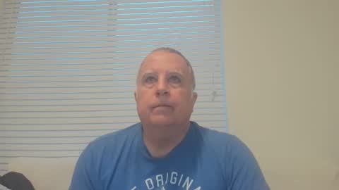 Snapshot of e_rectiom chatting on 01-16-26, 03:49 Mr Wonderful online show from 01-16-26, 03:49