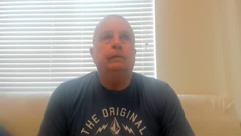 Snapshot of e_rectiom chatting on 03-22-26, 09:51 Mr Wonderful online show from 03-22-26, 09:51