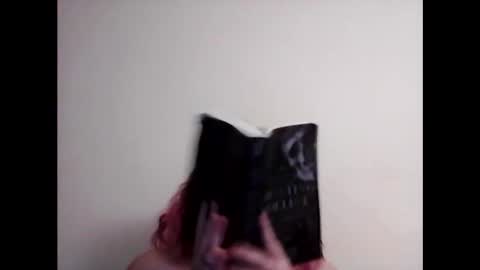 Snapshot of ealily123 chatting on 10-31-25, 04:57 ealily123 online show from 10-31-25, 04:57