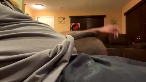 earl3232 online show from 10-26-25, 05:24