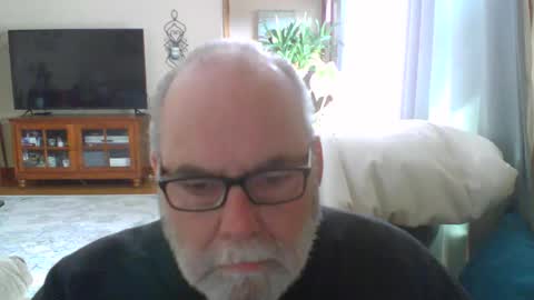 Snapshot of earl52 chatting on 03-20-26, 05:29 earl52 online show from 03-20-26, 05:29
