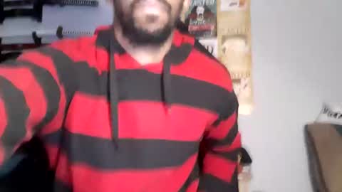 TWITTER   INSTAGRAM    easybreezy20   ONLINE 1230 AM TO 7AM online show from 11-30-25, 06:50