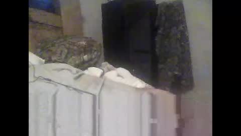 Snapshot of easye4015 chatting on 12-22-24, 01:44 Easye online show from 12-22-24, 01:44