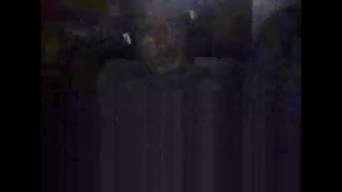 Snapshot of easye4015 chatting on 12-29-24, 03:03 Easye online show from 12-29-24, 03:03