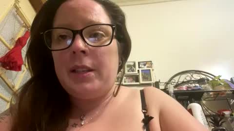 Snapshot of easyednem528280 chatting on 04-06-26, 05:08 easyednem528280 online show from 04-06-26, 05:08