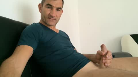Snapshot of easystyle1 chatting on 05-18-26, 12:55 Andrew online show from 05-18-26, 12:55