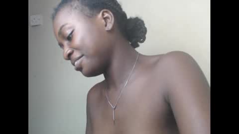 Snapshot of eatuupx chatting on 12-22-24, 06:04 eatuupx online show from 12-22-24, 06:04