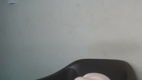 Snapshot of eatuupx chatting on 01-18-25, 07:28 eatuupx online show from 01-18-25, 07:28