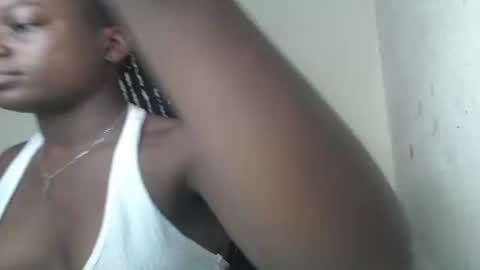 Snapshot of eatuupx chatting on 01-25-25, 08:42 eatuupx online show from 01-25-25, 08:42