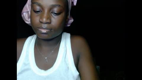 Snapshot of eatuupx chatting on 02-27-25, 01:59 eatuupx online show from 02-27-25, 01:59