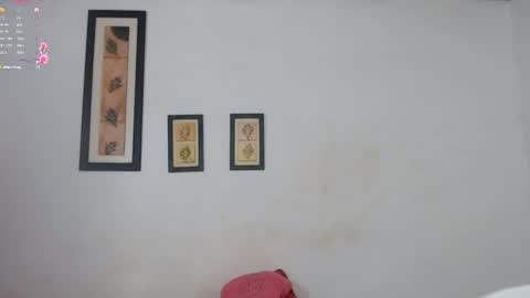 Laraand Drake online show from 12-19-24, 07:40