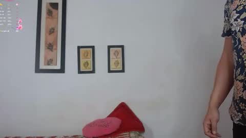 Laraand Drake online show from 12-28-24, 10:47