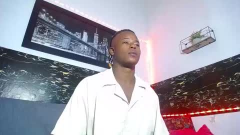 Chris Palaz  online show from 10-17-25, 04:31