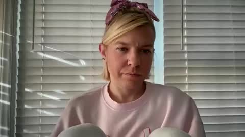 americnbarbie online show from 10-31-25, 12:50