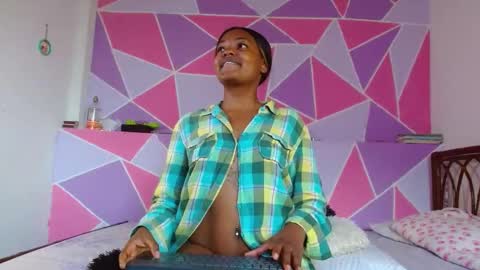 Snapshot of ebony_alika chatting on 02-13-25, 08:03 Alika Ashanti online show from 02-13-25, 08:03