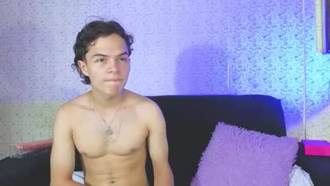 ebony_and_boy23_pm online show from 02-25-26, 09:46