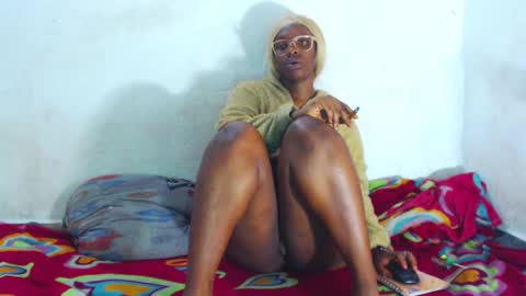 chayna smith online show from 12-30-24, 02:20