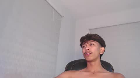 Snapshot of ebony_fuckboy chatting on 09-10-25, 08:09 ebony_fuckboy online show from 09-10-25, 08:09