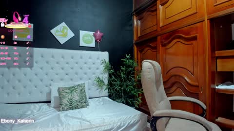 ebony_katterin online show from 04-04-26, 11:18