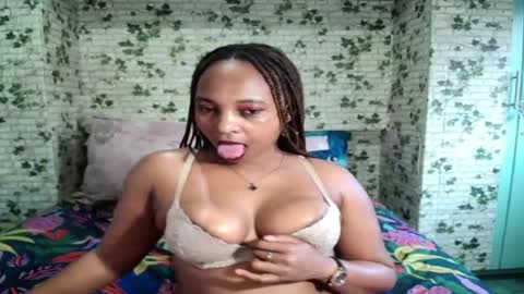 ebony_seduction00 online show from 08-04-26, 06:27