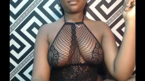 Snapshot of ebony_sexy_queen chatting on 02-20-25, 07:08 Racheal online show from 02-20-25, 07:08