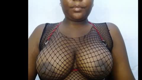 Snapshot of ebony_sexy_queen chatting on 10-24-25, 08:22 Racheal online show from 10-24-25, 08:22