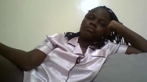 Snapshot of ebony_tasha chatting on 05-28-26, 07:27 tasha online show from 05-28-26, 07:27