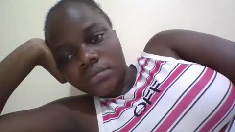 Snapshot of ebony_tasha chatting on 06-02-26, 06:26 tasha online show from 06-02-26, 06:26