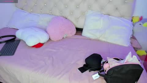 Queen Ebony online show from 04-24-26, 10:56