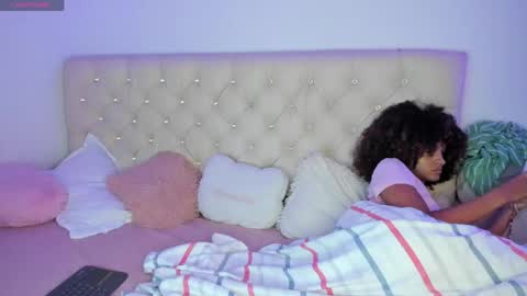 Queen Ebony online show from 06-04-26, 06:14