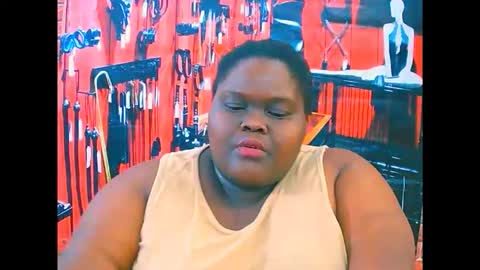 ebonyhotbuns4u2luv online show from 10-27-25, 10:47