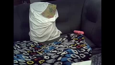 Snapshot of ebonykiki chatting on 02-19-25, 12:35 ebonykiki online show from 02-19-25, 12:35