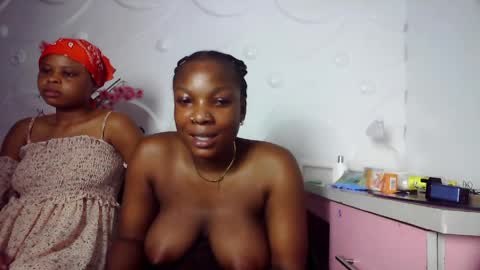 ebonykissxx online show from 06-07-26, 05:49