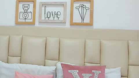 Ludovica online show from 12-05-25, 03:26