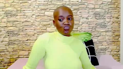 Snapshot of ebonyolive69 chatting on 04-28-26, 05:40 Cindy online show from 04-28-26, 05:40
