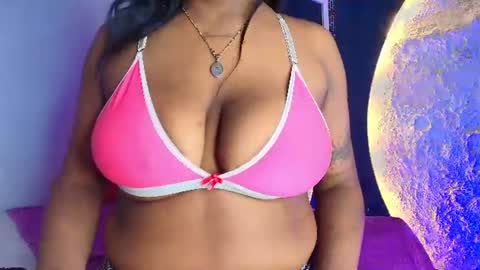 ebonyrosee_ online show from 06-30-26, 12:17