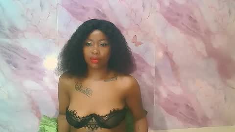 Snapshot of ebonysexyred chatting on 03-05-26, 06:59 Lucy online show from 03-05-26, 06:59