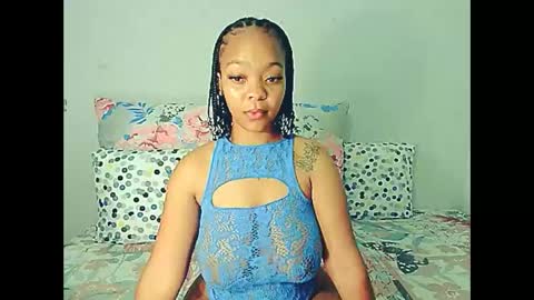 ebonyshy123 online show from 12-07-24, 07:21