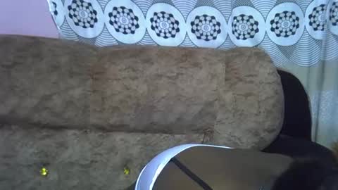 pretty online show from 03-18-26, 09:51