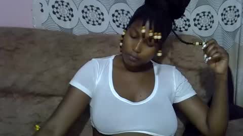 pretty online show from 04-23-26, 01:35