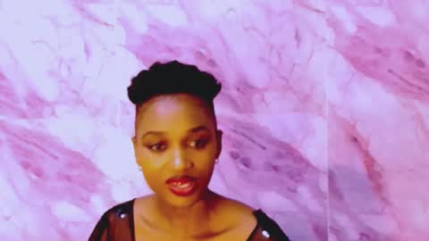 Candy online show from 03-11-25, 08:41