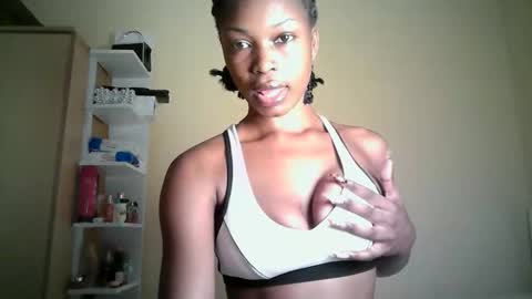 ebonytanqueen online show from 04-28-26, 10:04