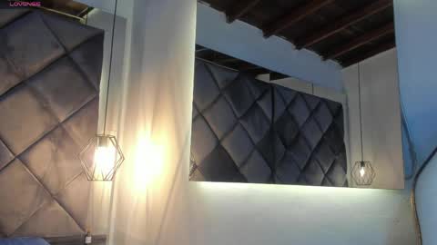 ebonyx40 online show from 04-15-26, 11:06