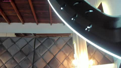 ebonyx40 online show from 04-18-26, 11:03