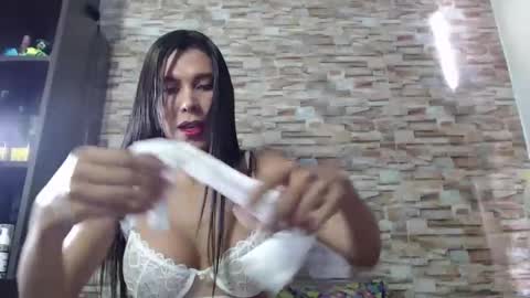 Snapshot of ebonyxprincess chatting on 05-04-26, 09:22 ebonyxprincess online show from 05-04-26, 09:22