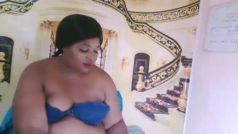 CoCo online show from 11-12-25, 06:41