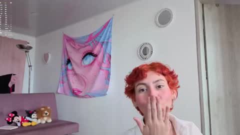 Colette online show from 11-13-25, 02:27